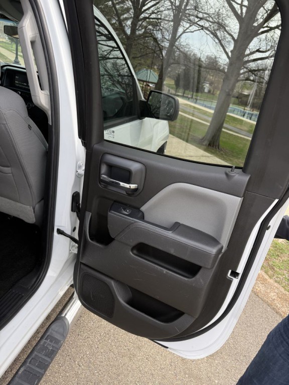 2016 Chevrolet Silverado 1500 Image 13