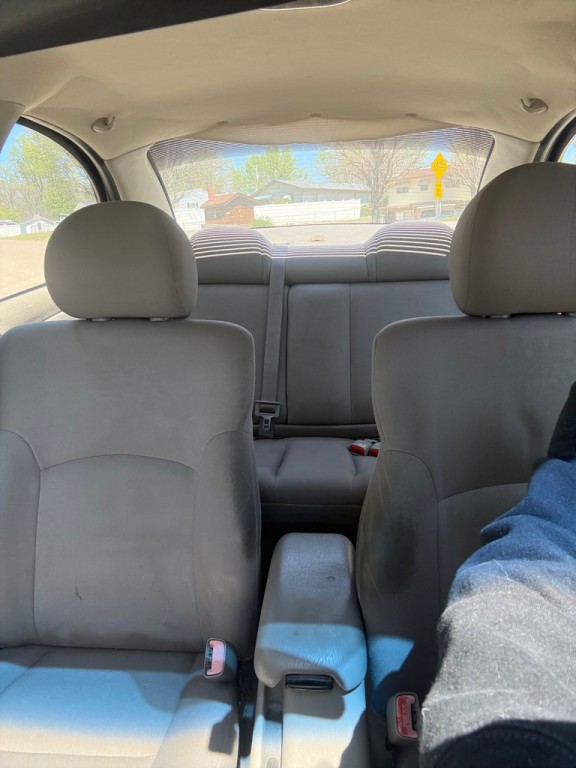 2004 Dodge Neon Image 16