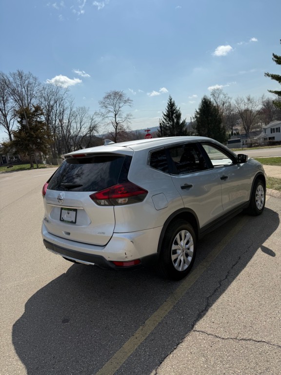 2018 Nissan Rogue Image 6