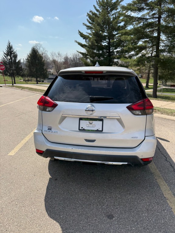 2018 Nissan Rogue Image 7