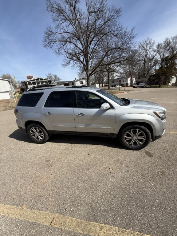 2016 GMC Acadia Image 4