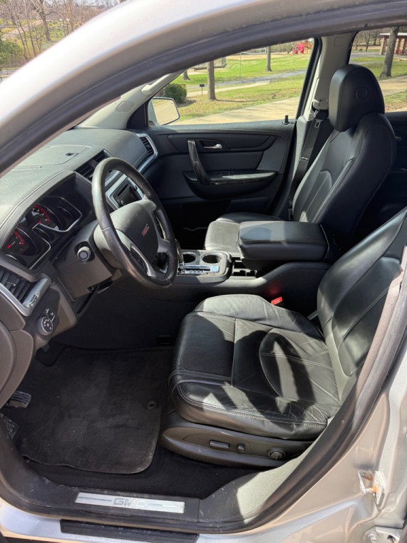 2016 GMC Acadia Image 30