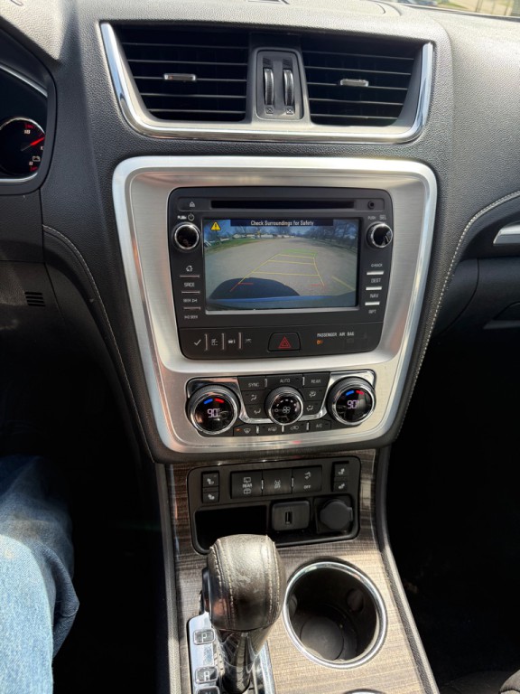 2016 GMC Acadia Image 43