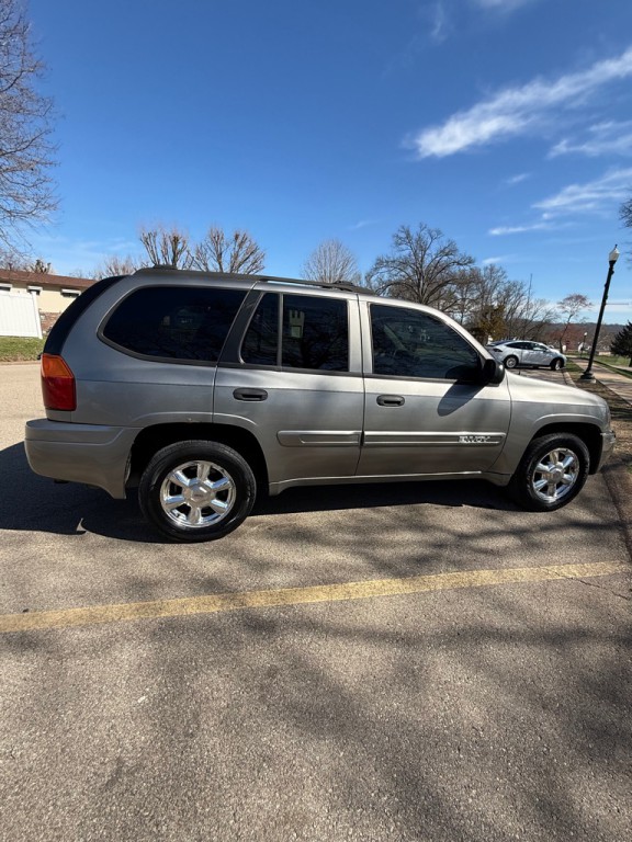 2005 GMC Envoy Image 6