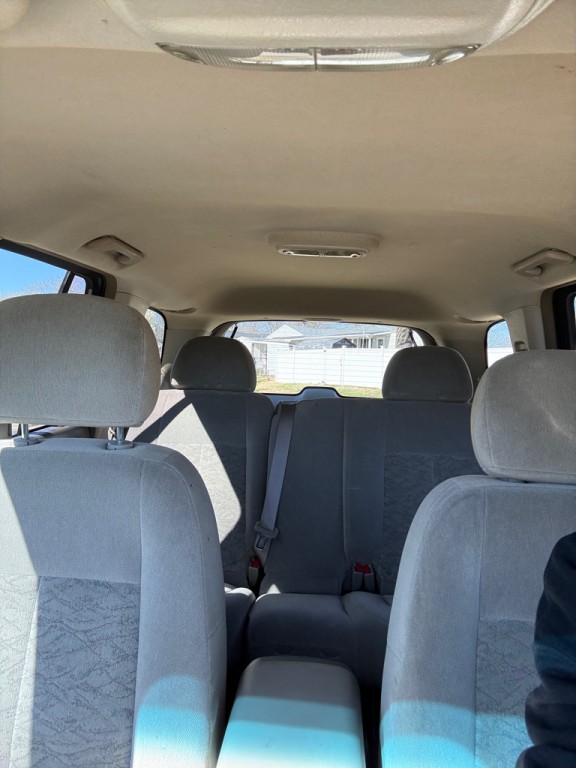 2005 GMC Envoy Image 17