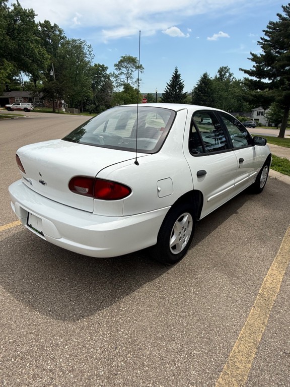 2001 Chevrolet Cavalier Image 5