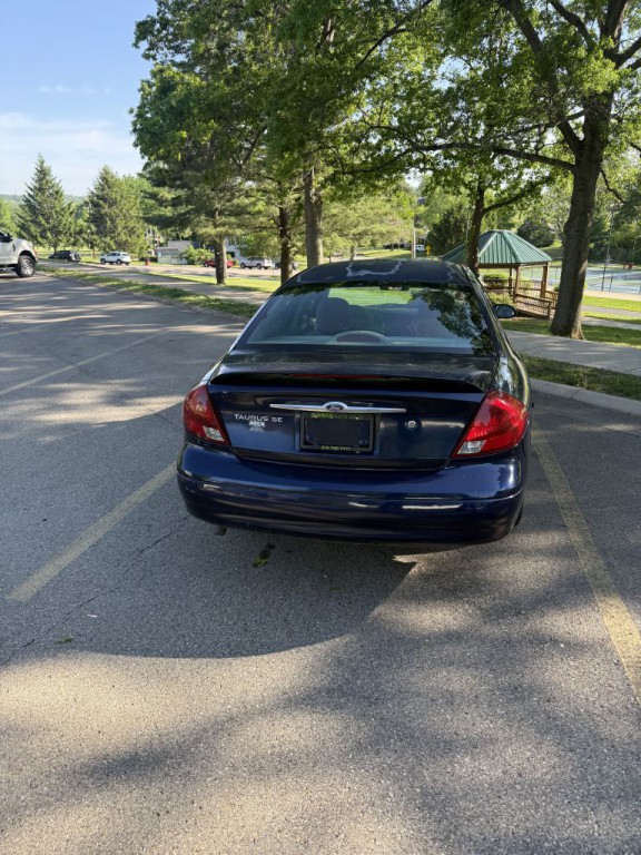 2001 Ford Taurus Image 6