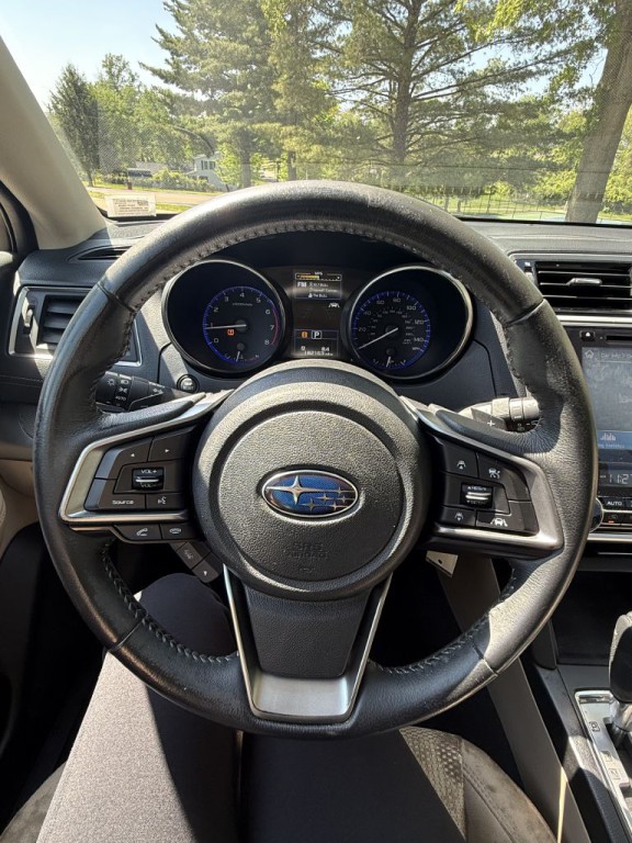 2018 Subaru Outback Image 16