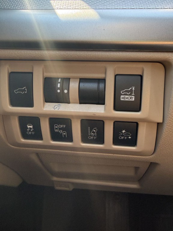 2018 Subaru Outback Image 17