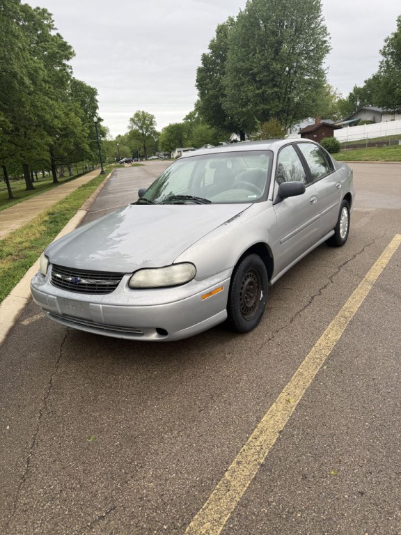 2000 Chevrolet Malibu Image 1