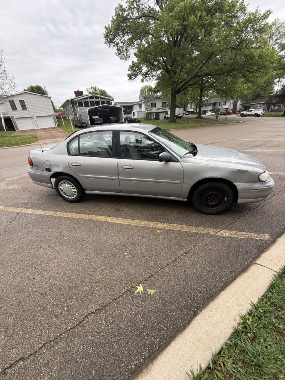 2000 Chevrolet Malibu Image 4