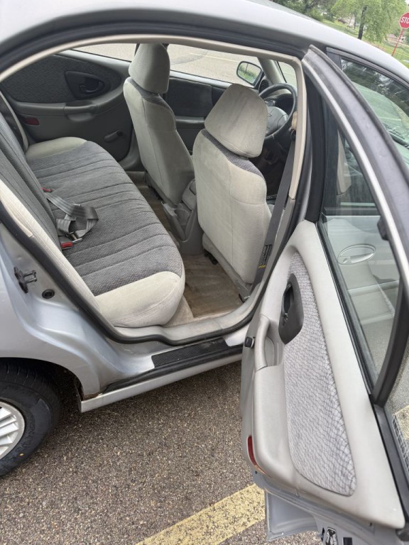 2000 Chevrolet Malibu Image 11