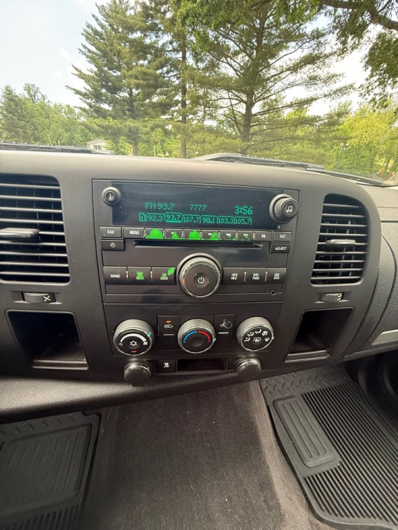 2010 Chevrolet Silverado 1500 Image 13