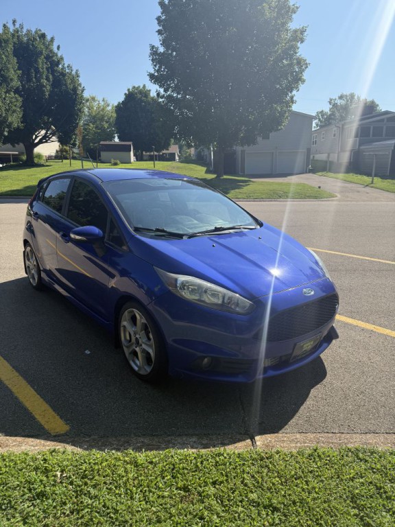 2015 Ford Fiesta Image 3