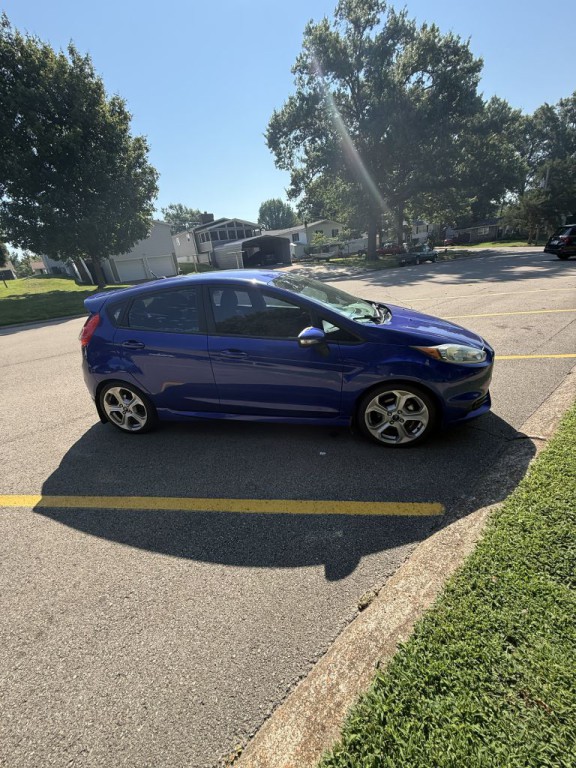 2015 Ford Fiesta Image 4