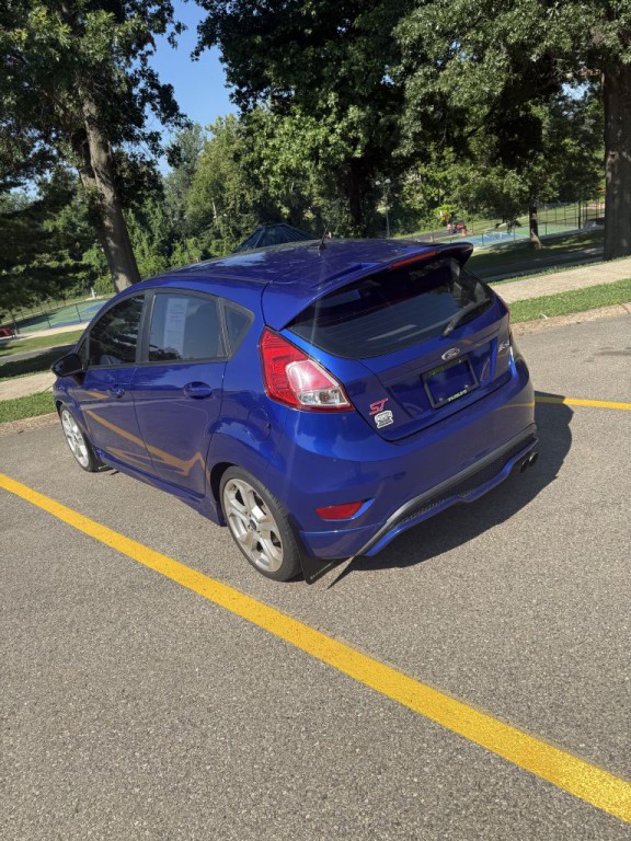 2015 Ford Fiesta Image 7