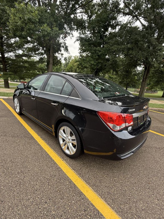 2012 Chevrolet Cruze Image 3