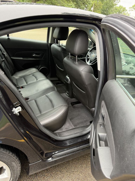 2012 Chevrolet Cruze Image 10