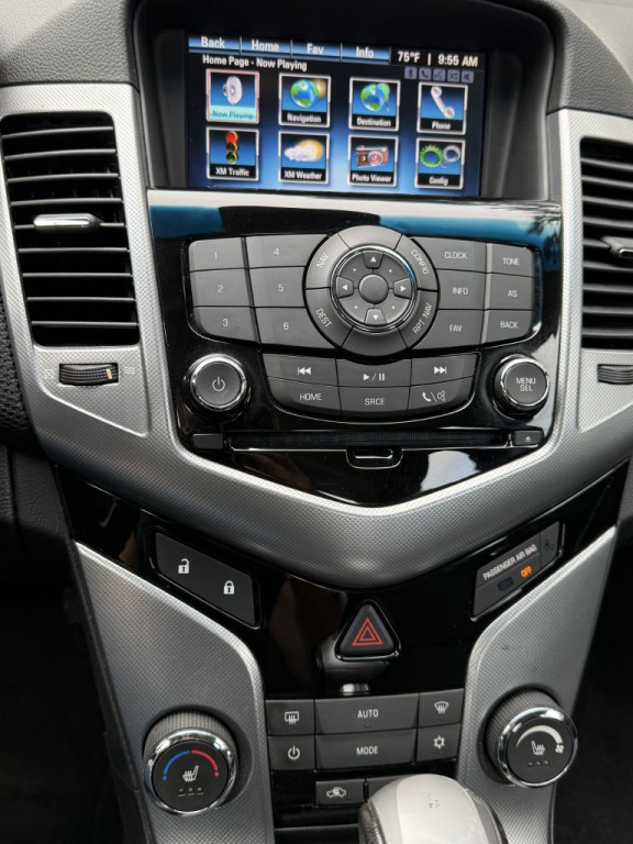 2012 Chevrolet Cruze Image 15