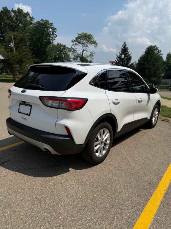 2020 Ford Escape Image 5