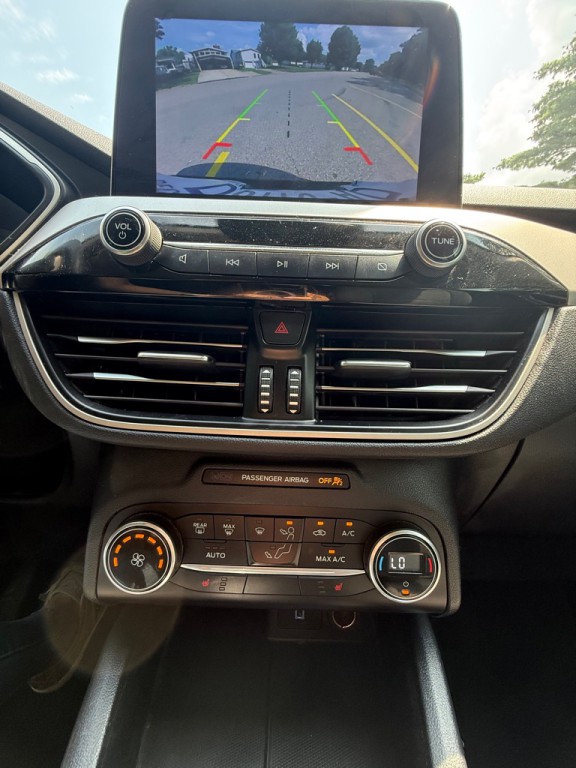 2020 Ford Escape Image 15