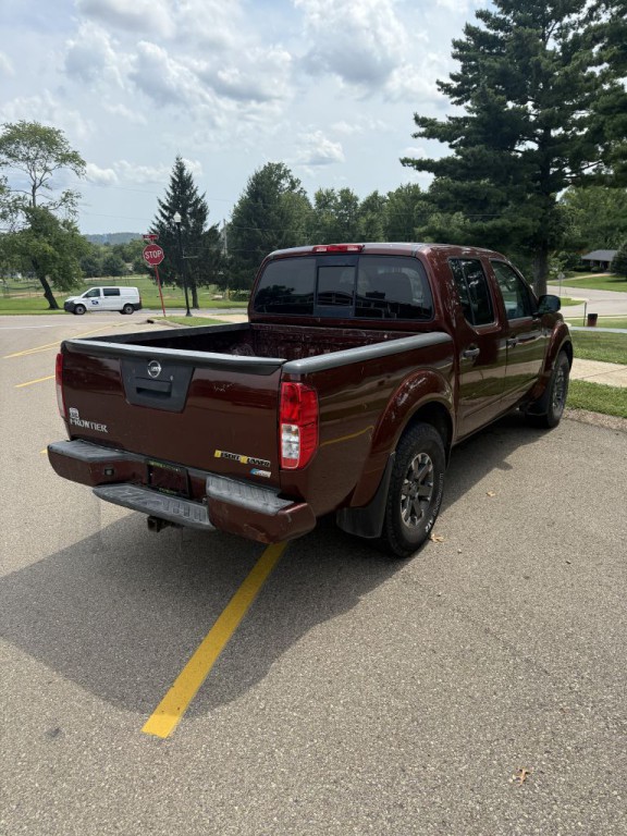 2017 Nissan Frontier Image 5