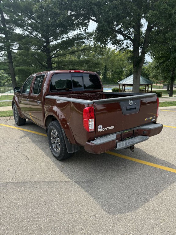 2017 Nissan Frontier Image 7