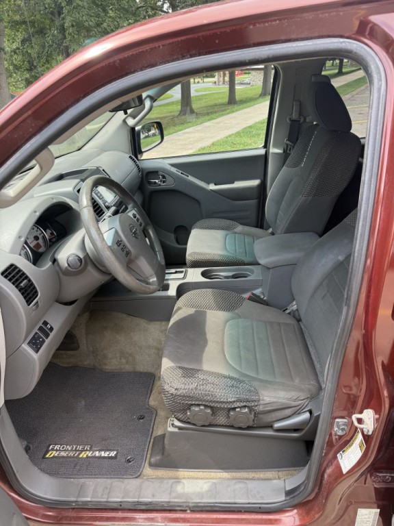 2017 Nissan Frontier Image 11