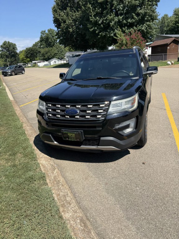 2016 Ford Explorer Image 2