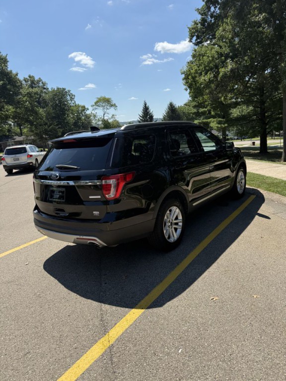 2016 Ford Explorer Image 5