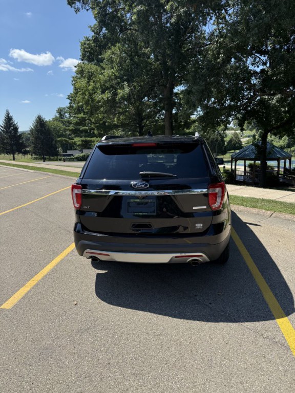2016 Ford Explorer Image 6