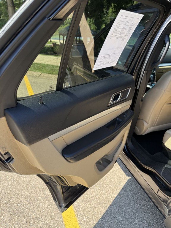 2016 Ford Explorer Image 11