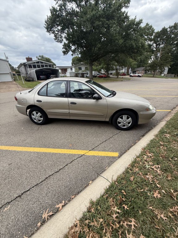 2003 Chevrolet Cavalier Image 4