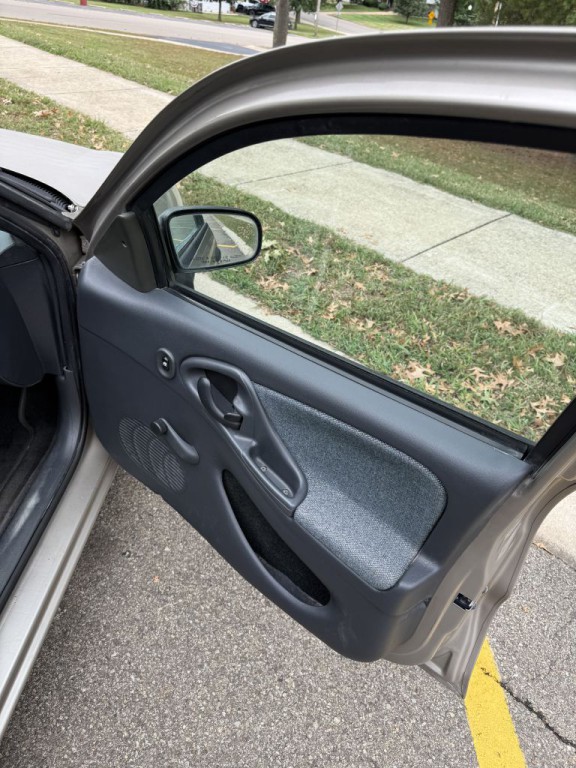 2003 Chevrolet Cavalier Image 16