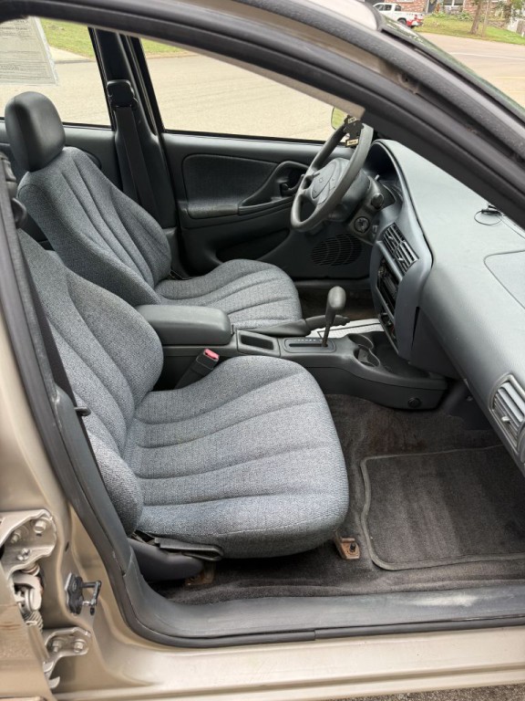 2003 Chevrolet Cavalier Image 17