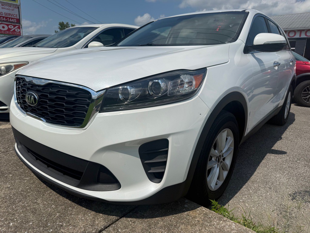 2020 Kia Sorento Image 1