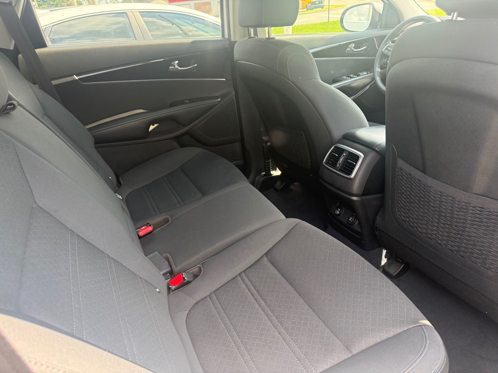 2020 Kia Sorento Image 8