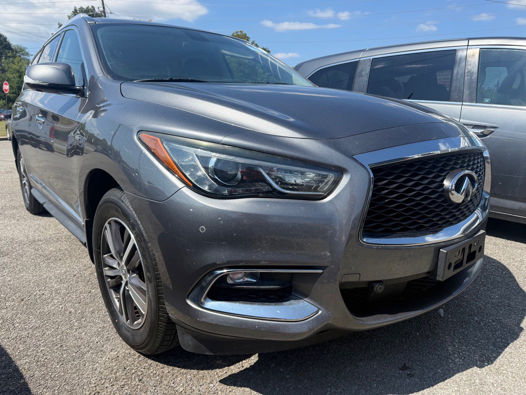 2018 INFINITI QX60 Image 2
