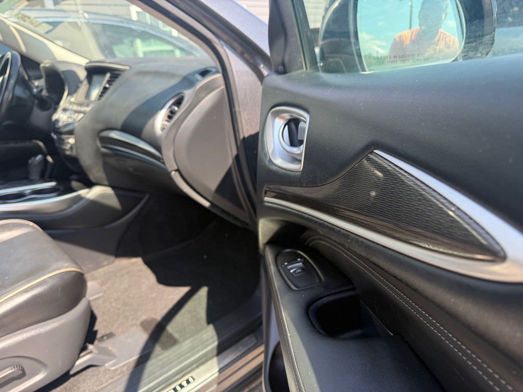 2018 INFINITI QX60 Image 7