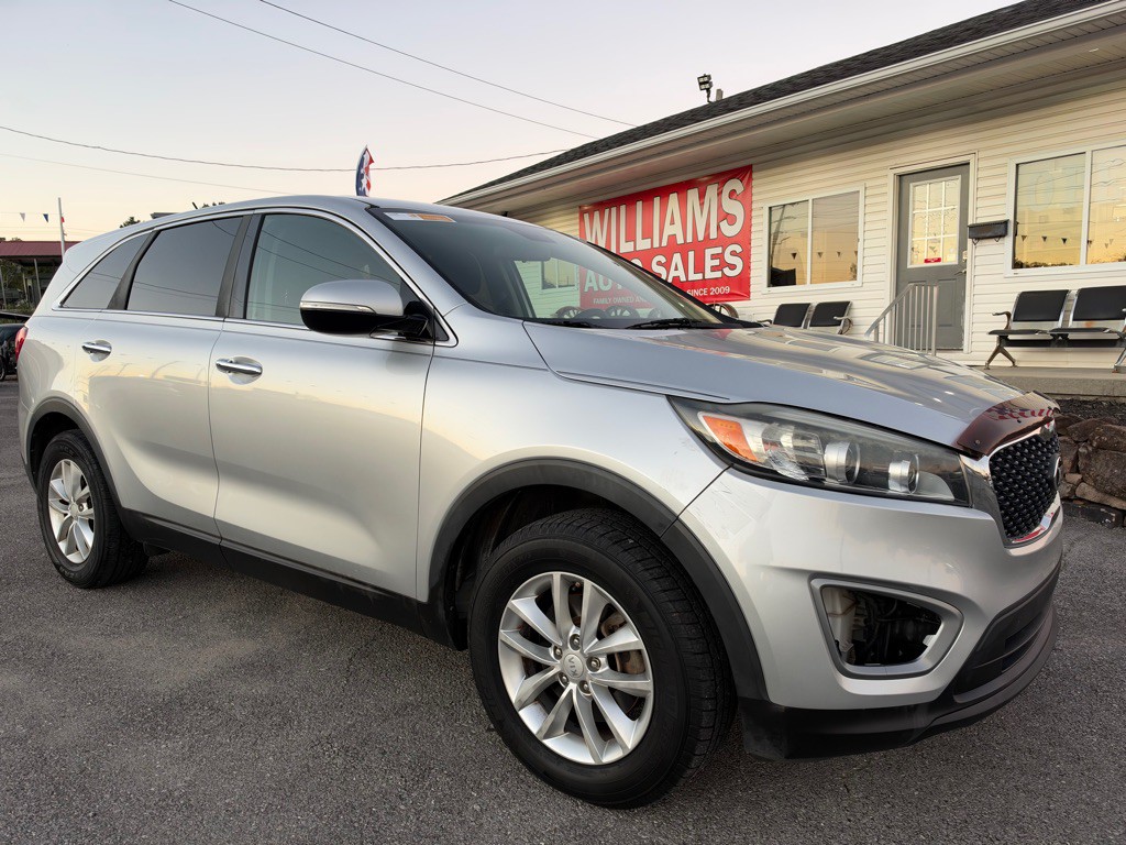 2017 Kia Sorento Image 3