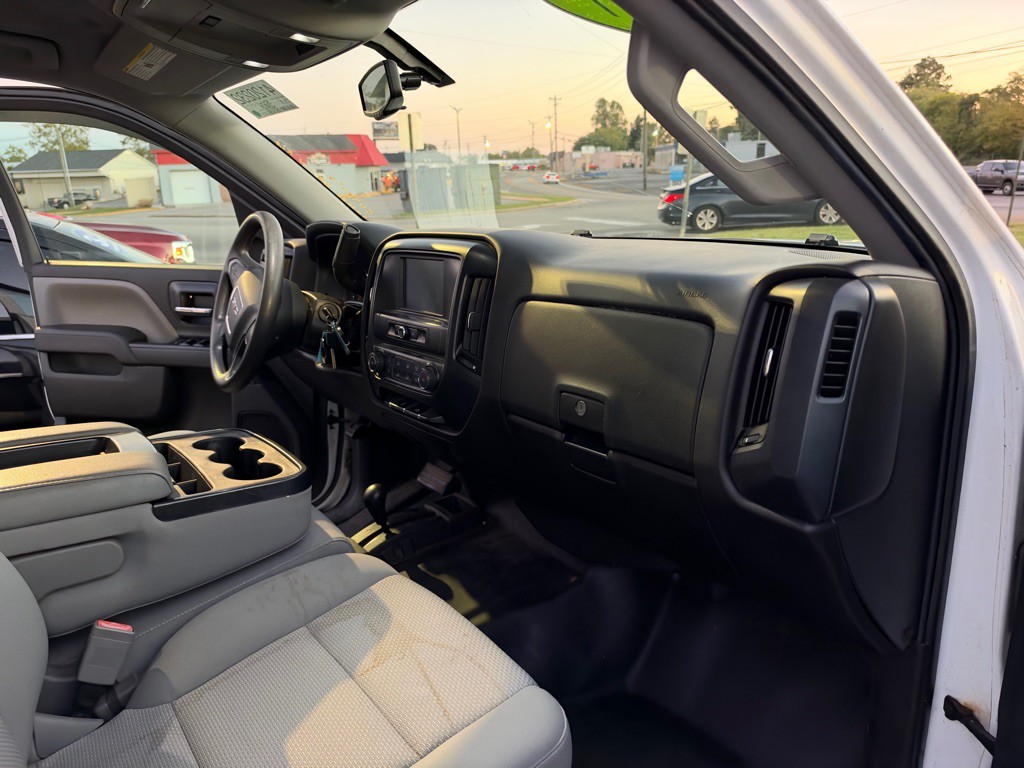 2017 GMC Sierra Image 5