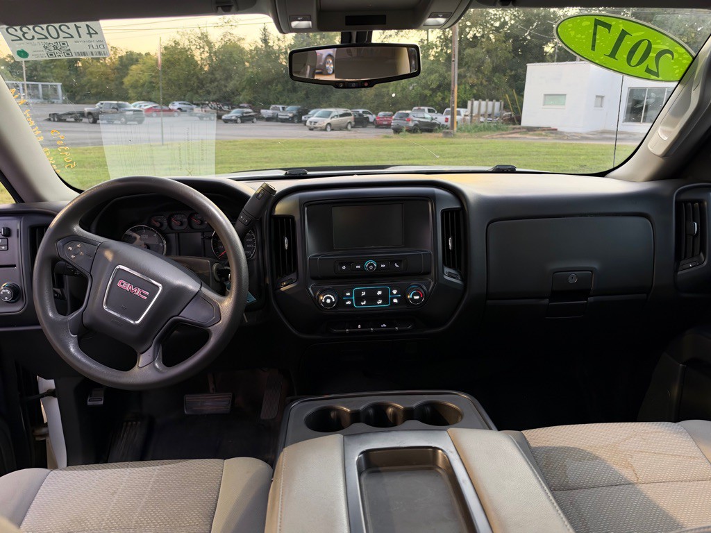 2017 GMC Sierra Image 7