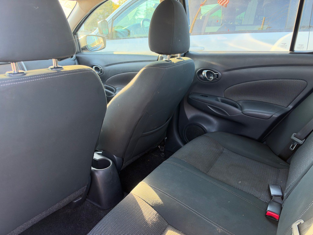 2019 Nissan Versa Image 5