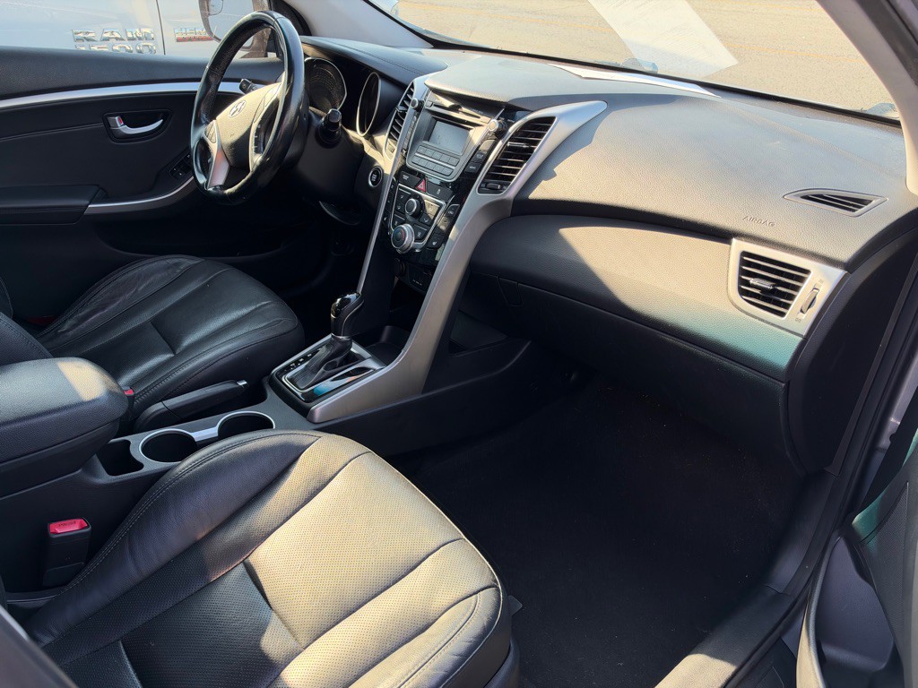2014 Hyundai Elantra Image 5