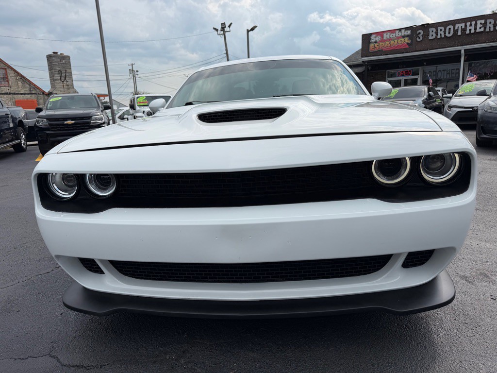 2022 Dodge Challenger Image 10