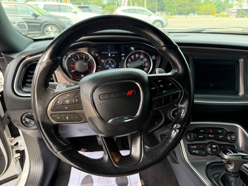 2022 Dodge Challenger Image 17