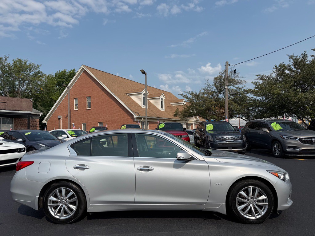 2016 INFINITI Q50 Image 4