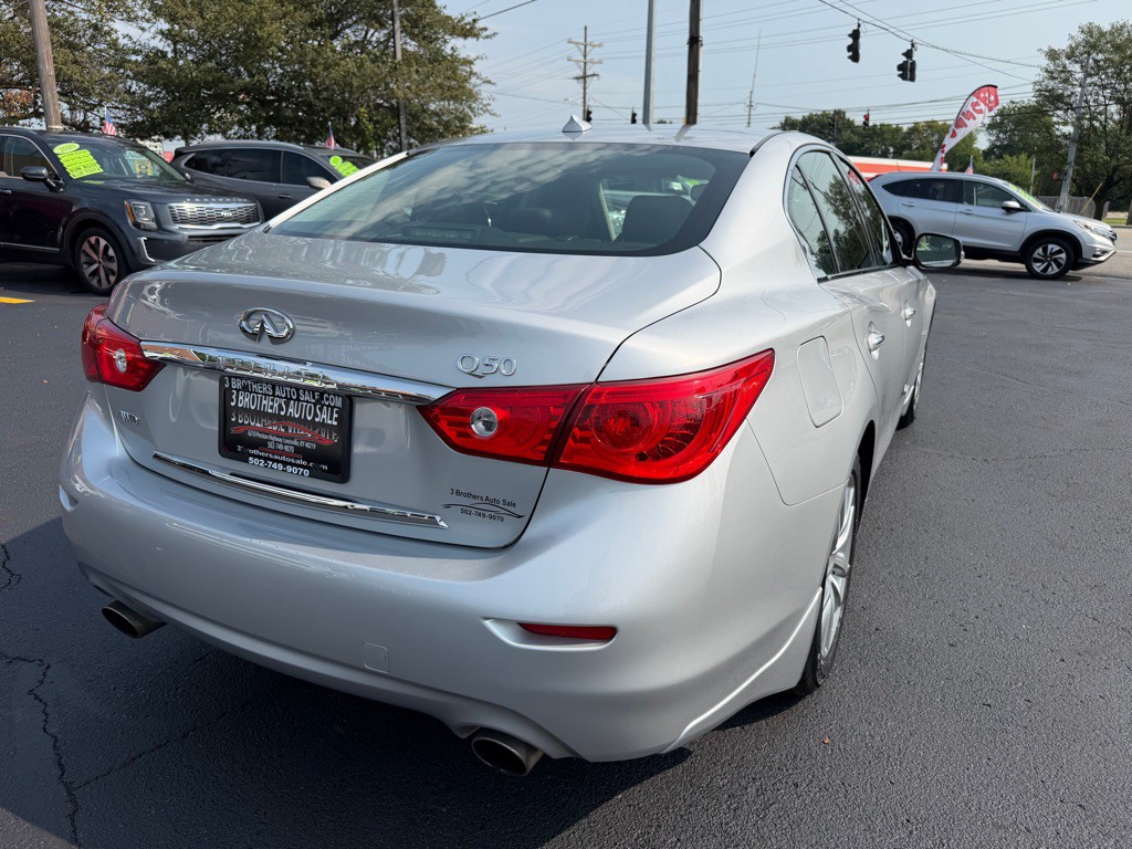 2016 INFINITI Q50 Image 6