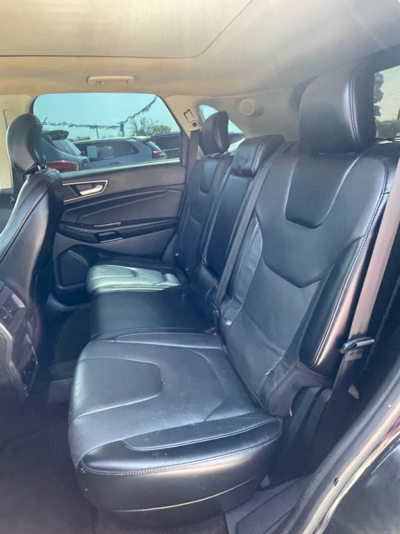 2018 Ford Edge Image 11