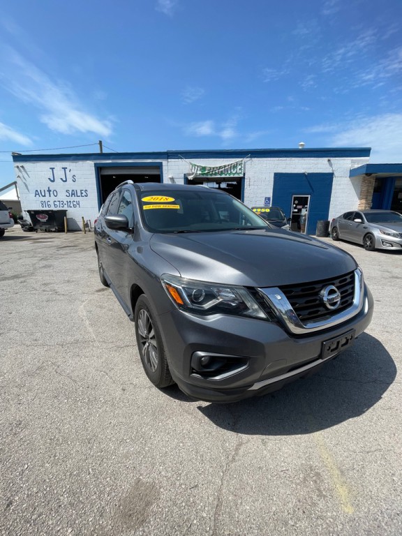 2018 Nissan Pathfinder Image 3